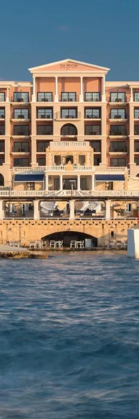 The Westin Dragonara Resort, Malta，位于圣朱利安斯的酒店