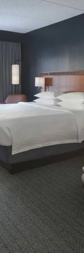 Courtyard by Marriott Norwalk，位于诺沃克的酒店