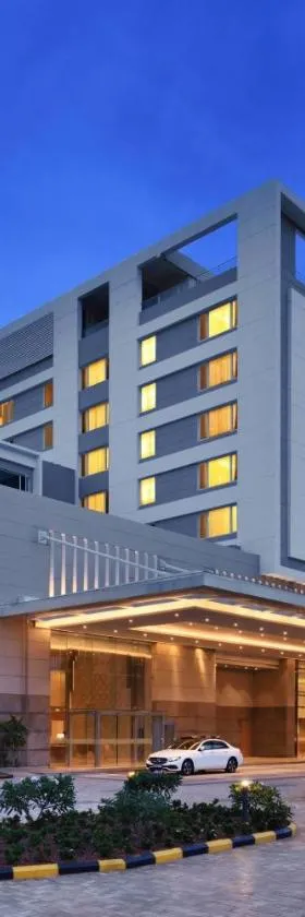 Courtyard by Marriott Madurai，位于马杜赖的酒店