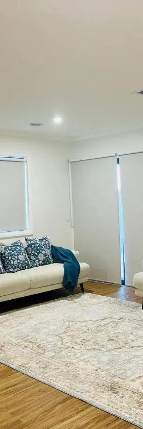 Cozy Homez Ballarat- Home Stay，位于Alfredton的酒店