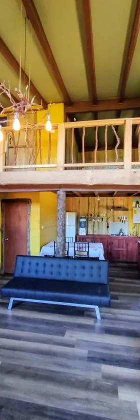 Cabaña VIDA en Oncol，位于瓦尔迪维亚的酒店
