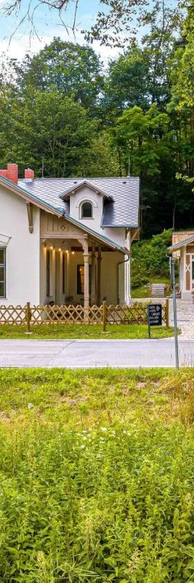 Výletní Restaurace Rudolfov，位于因德日赫城堡的酒店
