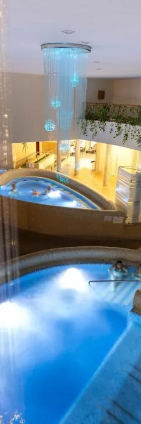 斗兽场酒店，位于莫劳豪洛姆的酒店
