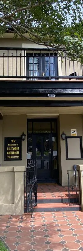 Ellstanmor Guesthouse Cooma，位于库马的酒店
