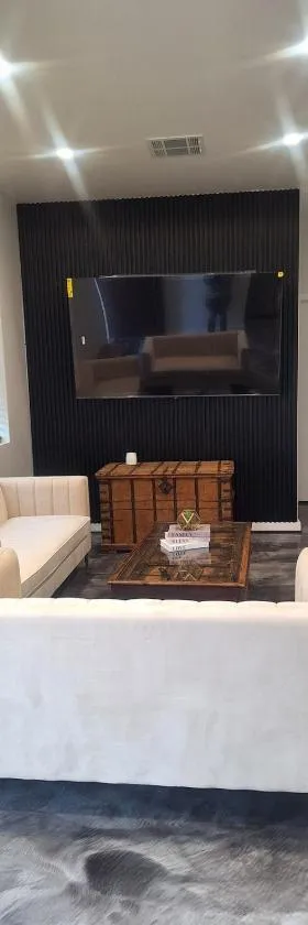 Beautiful and cosy home，位于阿苏萨的酒店