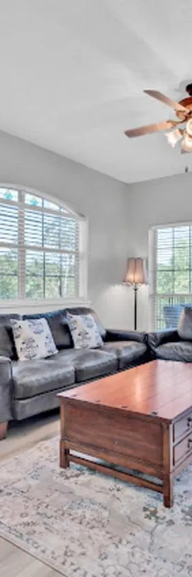 1037 Branson Luxury Retreat-Golf view-Silver Dollar city，位于布兰森西的酒店