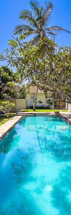 Singhagra Tropical Villa Negombo，位于Kepungoda的酒店