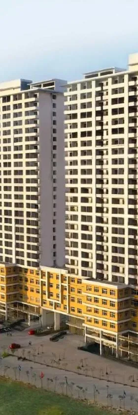 Studio Apartment by La Valentino Near Expo Mart，位于大诺伊达的酒店