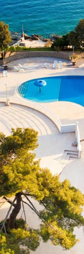 Hotel Dražica - Hotel Resort Dražica，位于克尔克的酒店