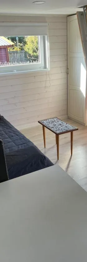 ATTEFALLSHUS on HÖNÖ, 4 beds，位于赫讷的酒店