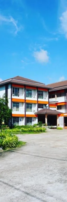 Thorsangpruksa Hotel，位于Bung Kan的酒店
