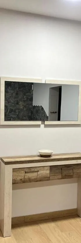 Apartamentos La Fuente，位于阿尔莫多瓦尔德尔里奥的酒店
