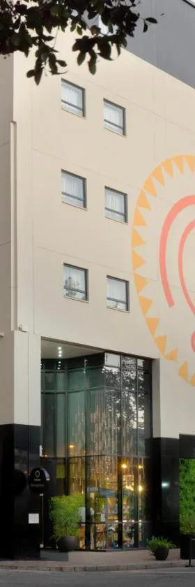 ONOMO Hotel Johannesburg Sandton，位于约翰内斯堡的酒店