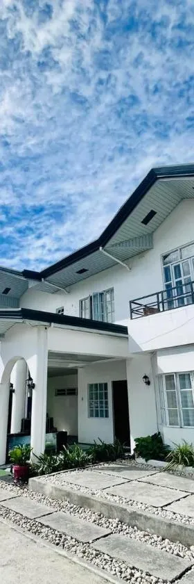 Calel Guest House，位于Palompon的酒店