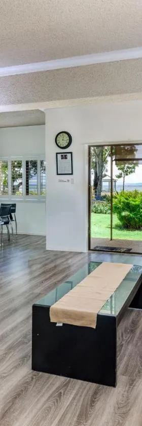 Keith's Place, 1 of the 3 most popular units on Bribie，位于邦加里的酒店