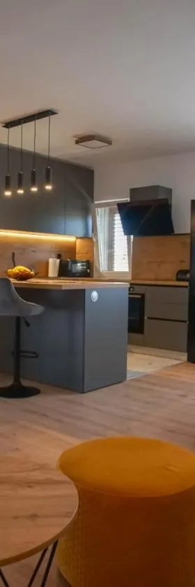 Apartman Petra，位于Opuzen的酒店