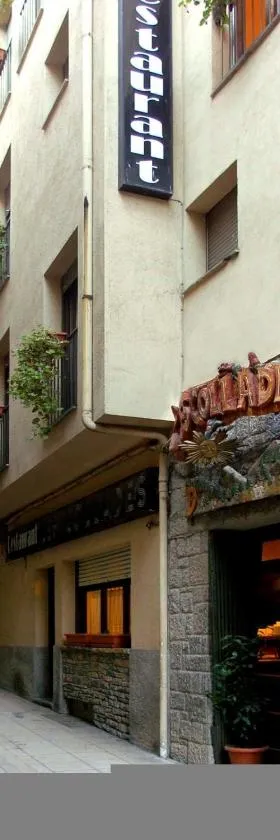 Hostal Les Collades，位于索特的酒店