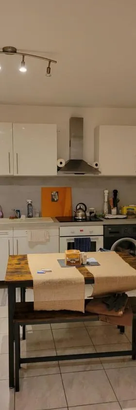 Duplex dans havre de paix, sur le GR3 proche Loire et Canal，位于Chécy的酒店