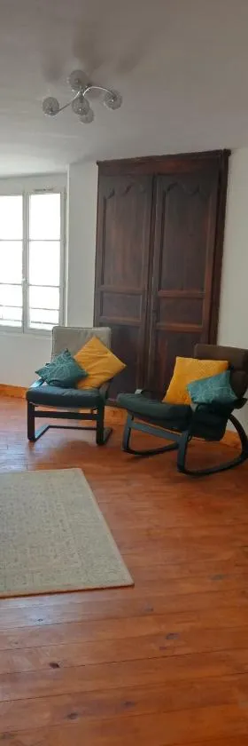 Au Coin Maison，位于吕费克的酒店