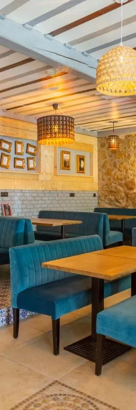 Logis Hôtel Beauséjour，位于Berre-les Alpes的酒店