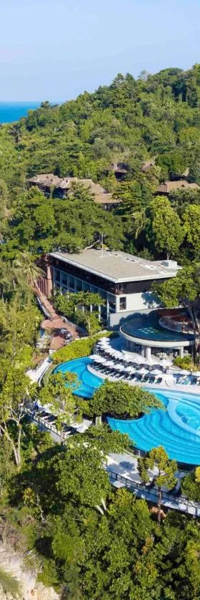 Pullman Phuket Arcadia Naithon Beach，位于奈通海滩的酒店