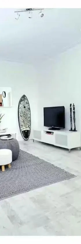 Cosy and calm unit in Cronulla formerly Beautifully renovated quiet unit in Cronulla，位于克罗纳拉的酒店
