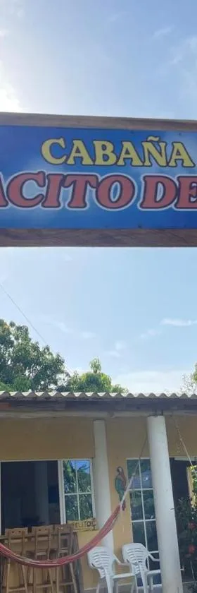 Cabaña cerca al mar - A 200 mts，位于科韦尼亚斯的酒店