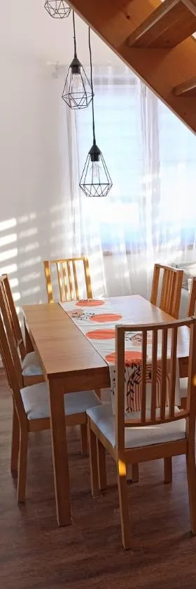 Bukszpanowa Alejka domek całoroczny, okolica Ojcowski Park Narodowy，位于Milonki的酒店