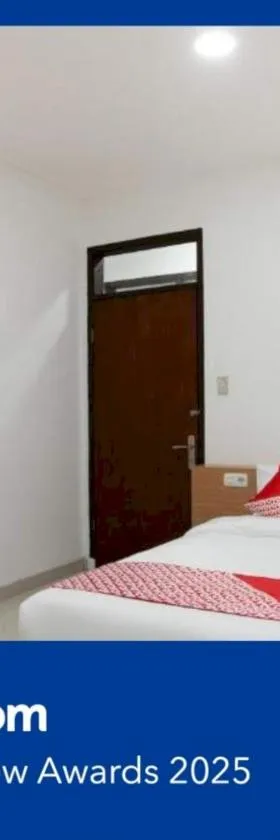 Super OYO 3209 Hegarbudhi Residence，位于万隆的酒店