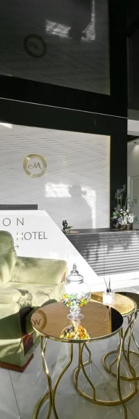 Mon Invite Hotel，位于埃里温的酒店