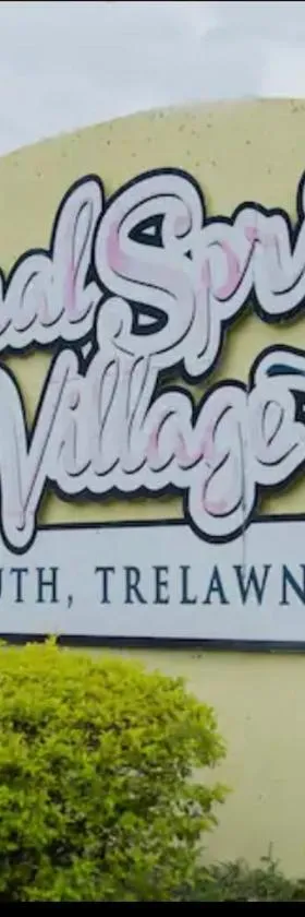 Quiet 2 bedroom 2 bathroom Home in Falmouth, Jamaica Parish of Trelawny，位于法尔茅斯的酒店