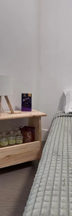 Private Bedroom with Dedicated Bathroom 15mis NYC，位于西纽约的酒店