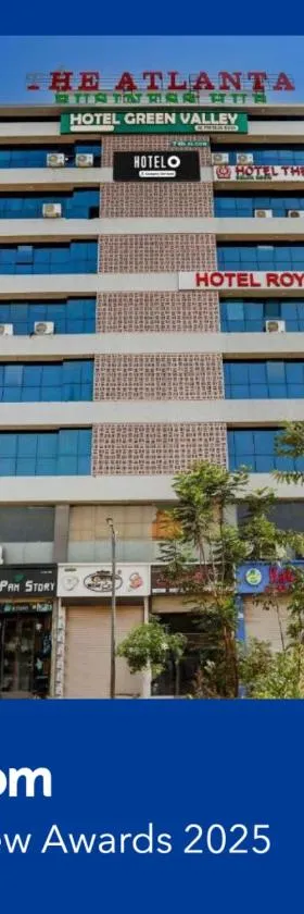 Super Hotel O Nana Chiloda Near Airport Formerly Green Valley，位于艾哈迈达巴德的酒店
