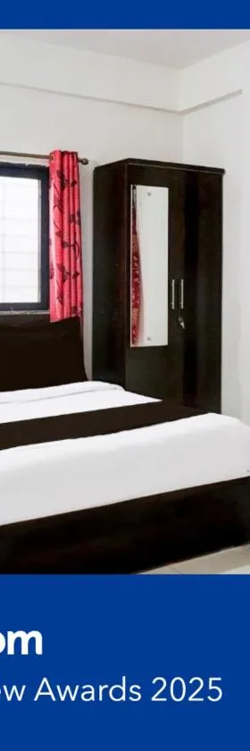 Super Hotel O Manjari Road，位于Mundhva的酒店