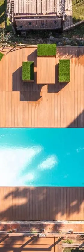 ツ Villa Carrasca l Luxe l Vista al Mar l Piscina Climatizada l Nature，位于阿雷尼斯-德蒙特的酒店