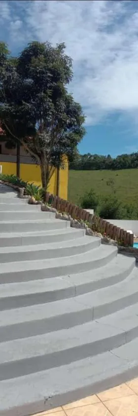 Pousada Vilarejo do Sapé，位于Capela Nova的酒店