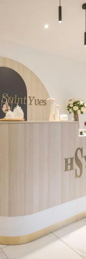 乐圣 - 伊夫酒店，位于勒特雷波尔的酒店
