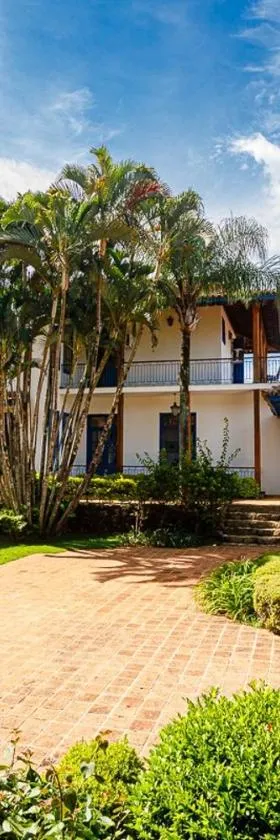Hotel Fazenda Sant'Anna，位于安帕鲁的酒店