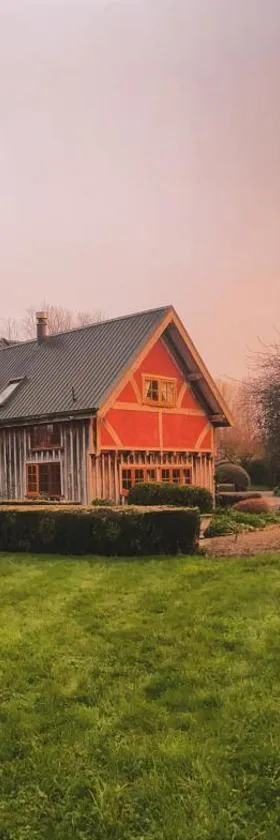 Streamside Country Manor，位于Walton的酒店
