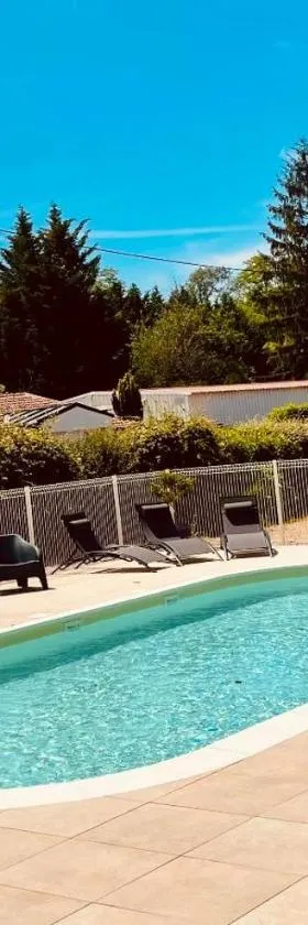Camping Du Paquier Fané，位于沙尼的酒店
