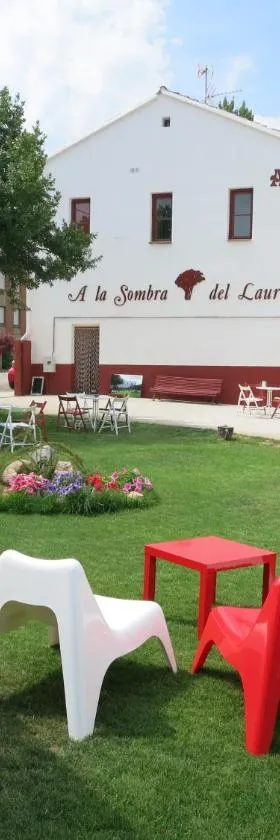 Hostal A La Sombra Del Laurel，位于纳瓦雷特的酒店