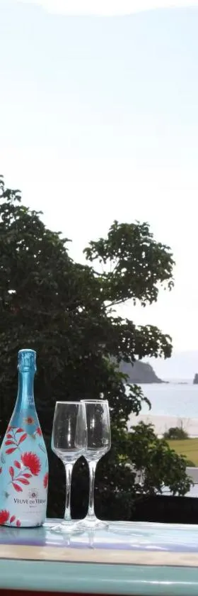 Studio at Otama Beach，位于Opito Bay的酒店