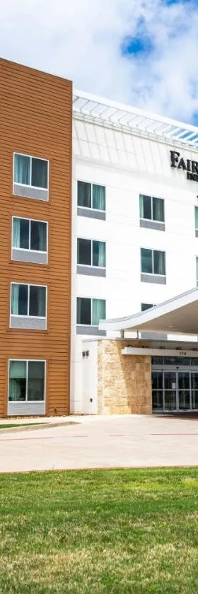 Fairfield Inn & Suites by Marriott Huntsville，位于亨茨维尔的酒店