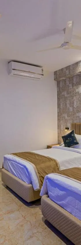 Hotel Grand Continent Gachibowli - US Consulate，位于Gachibowli的酒店