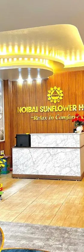 Noi Bai Sunflower Hotel，位于内排的酒店