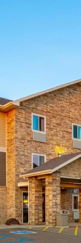 My Place Hotel-Dickinson, ND，位于迪金森的酒店
