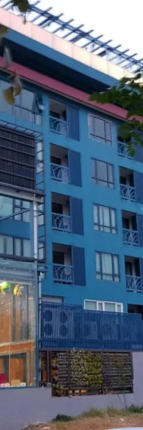 BlueTel Re'sidencE Bangkok IMPACT - 1 Time Drop-Off Service to Impact，位于Ban Bang Phang的酒店