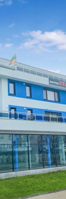 Хостел Стадиона，位于帕扎尔吉克的酒店