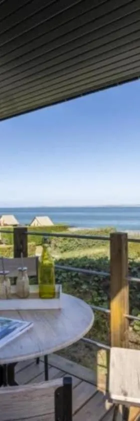 Slow Village Breizh Légendes，位于Plounéour-Trez的酒店