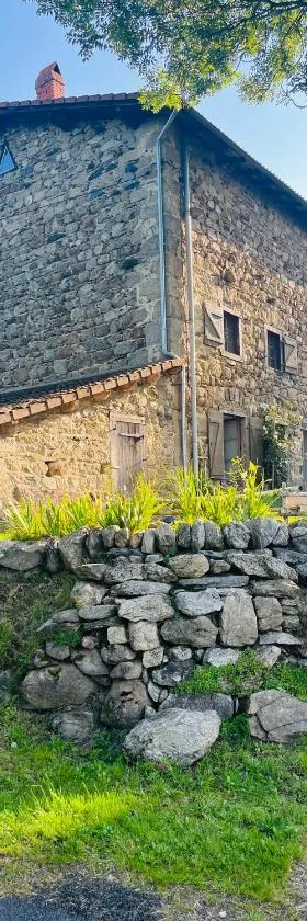 Le gîte Rodary，位于Grandrif的酒店
